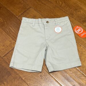 NWT Size 7 Classic Tan Front Twill Shorts